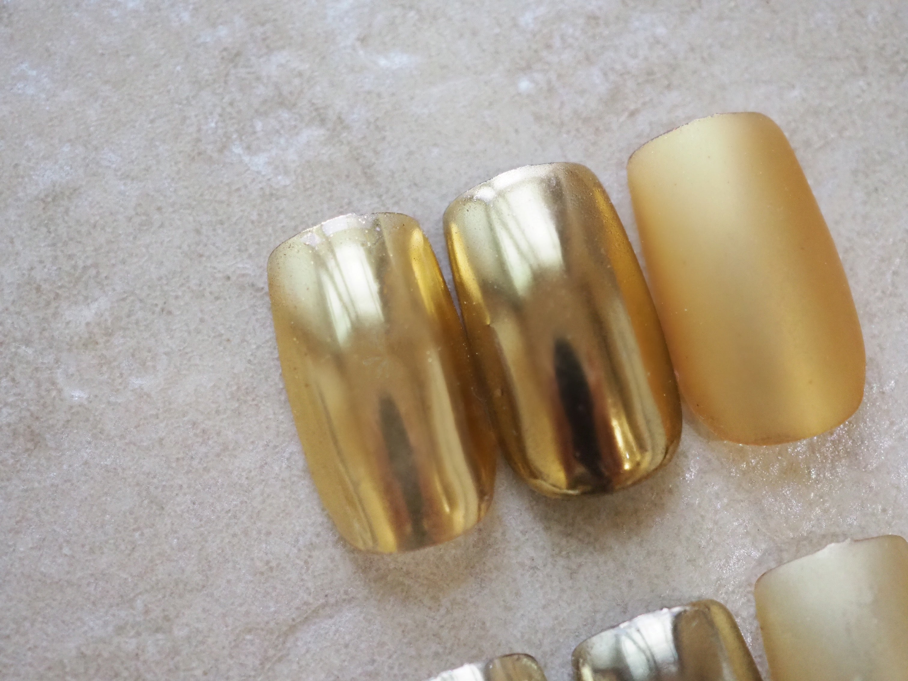 POWDER | Salon de Vi2